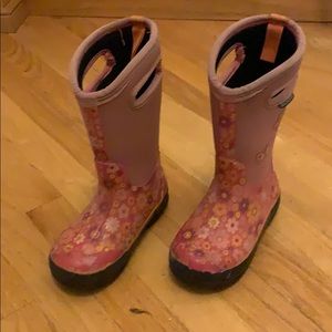 Girls bog boots